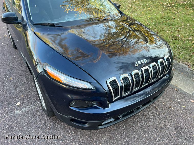 image for item NI9085 2016 Jeep Cherokee Sport  SUV