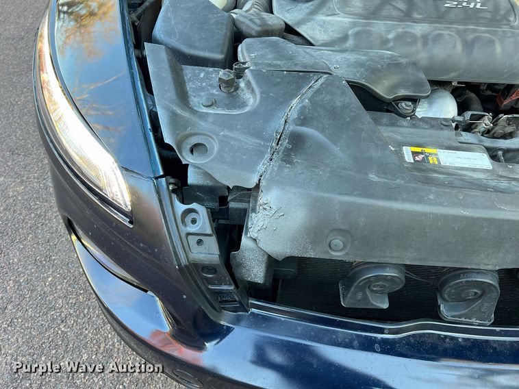 image for item NI9085 2016 Jeep Cherokee Sport  SUV