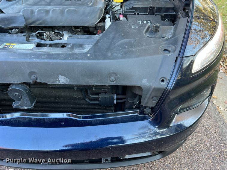 image for item NI9085 2016 Jeep Cherokee Sport  SUV