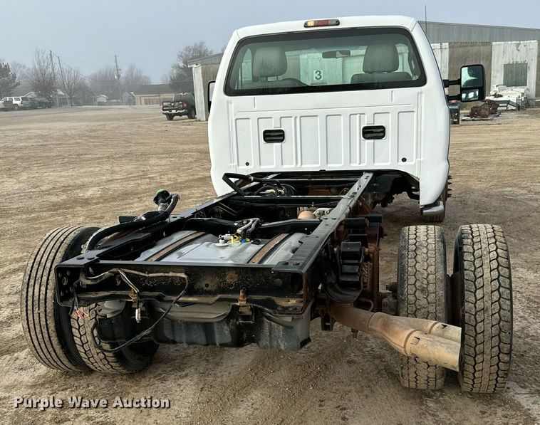 image for item NI9701 2012 Ford F550  truck cab and chassis