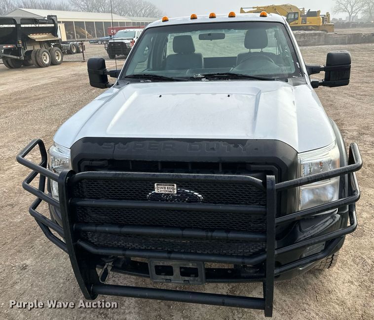 image for item NI9701 2012 Ford F550  truck cab and chassis