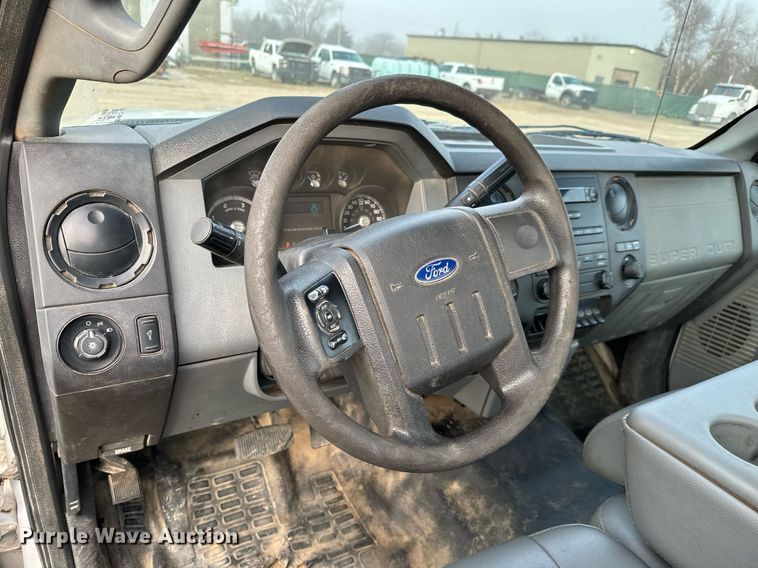 image for item NI9701 2012 Ford F550  truck cab and chassis