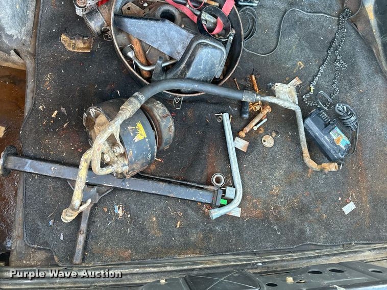 image for item NM9203 1983 Mercedes Benz 240D