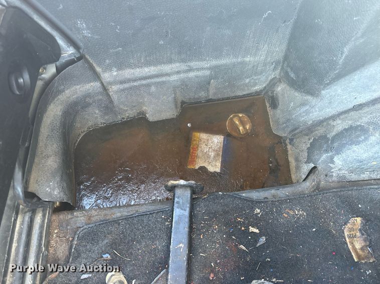 image for item NM9203 1983 Mercedes Benz 240D