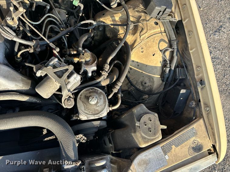 image for item NM9203 1983 Mercedes Benz 240D