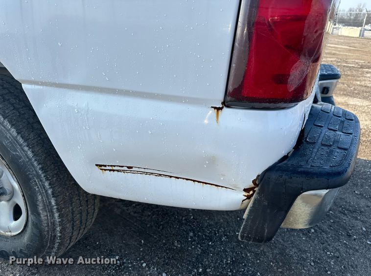 image for item NM9204 2003 Chevrolet Silverado 1500  pickup truck