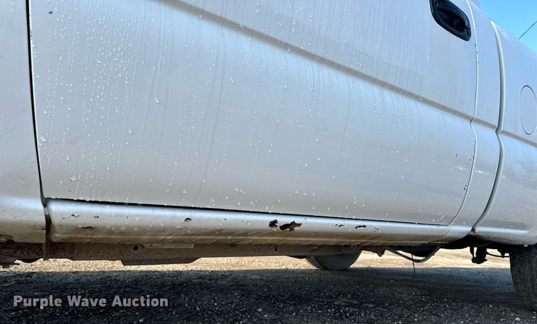 image for item NM9204 2003 Chevrolet Silverado 1500  pickup truck