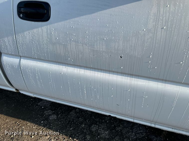 image for item NM9204 2003 Chevrolet Silverado 1500  pickup truck