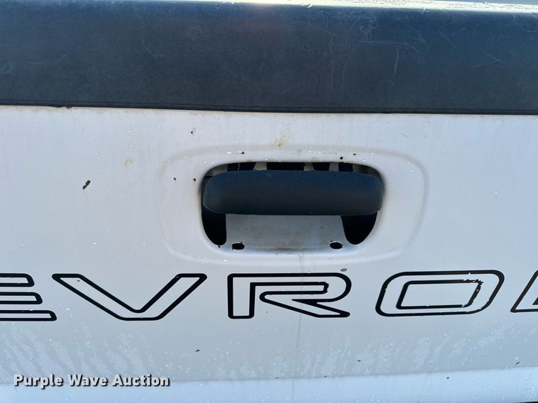 image for item NM9204 2003 Chevrolet Silverado 1500  pickup truck