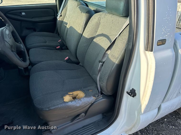 image for item NM9204 2003 Chevrolet Silverado 1500  pickup truck