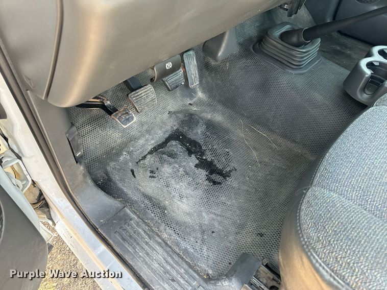 image for item NM9204 2003 Chevrolet Silverado 1500  pickup truck