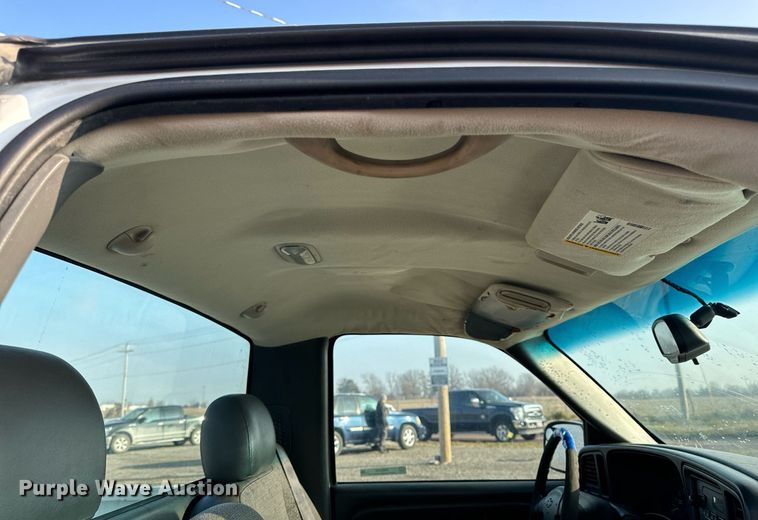 image for item NM9204 2003 Chevrolet Silverado 1500  pickup truck