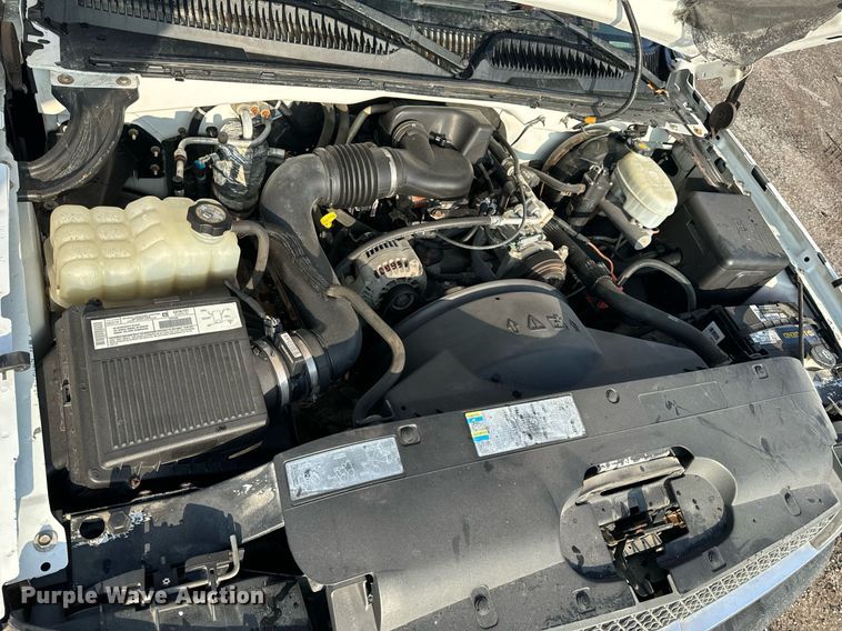 image for item NM9204 2003 Chevrolet Silverado 1500  pickup truck