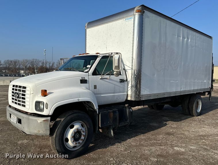 image for item NM9205 2000 Chevrolet C6500  box truck