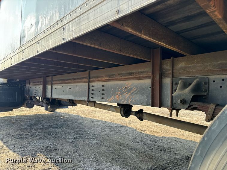 image for item NM9205 2000 Chevrolet C6500  box truck