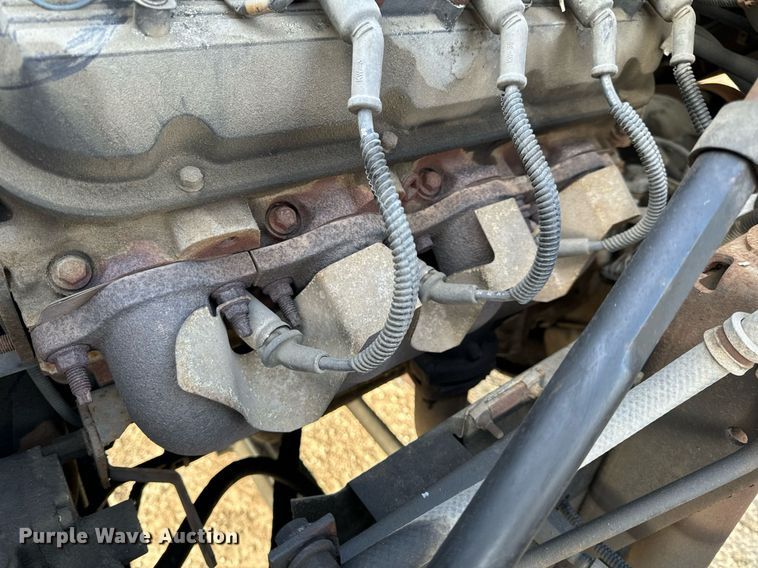 image for item NM9205 2000 Chevrolet C6500  box truck