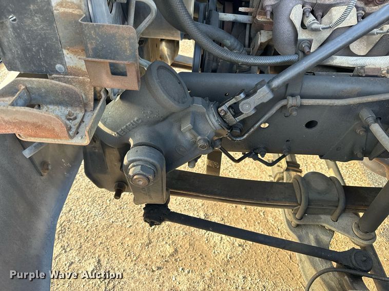 image for item NM9205 2000 Chevrolet C6500  box truck