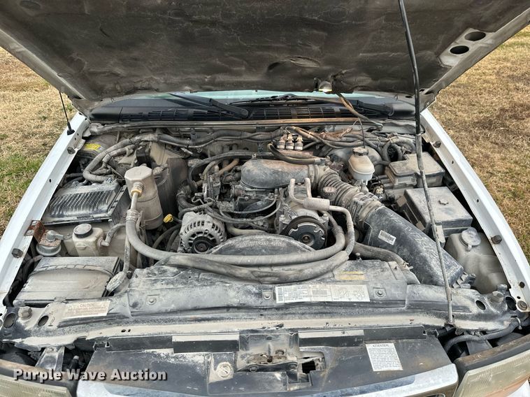 image for item NO9415 2000 GMC Jimmy  SUV