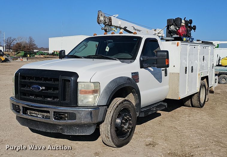 image for item NP9299 2008 Ford F550 Super Duty XLT  utility / service truck
