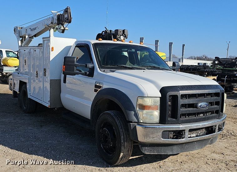 image for item NP9299 2008 Ford F550 Super Duty XLT  utility / service truck