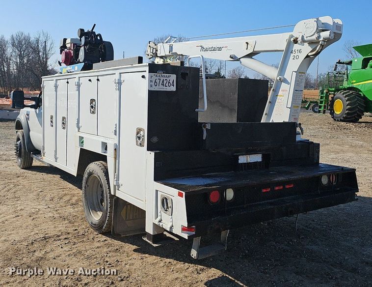 image for item NP9299 2008 Ford F550 Super Duty XLT  utility / service truck