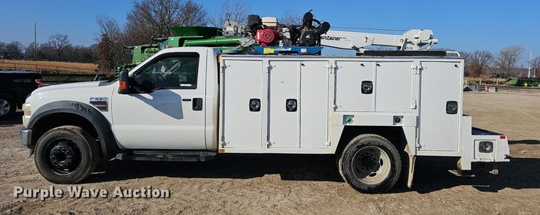 image for item NP9299 2008 Ford F550 Super Duty XLT  utility / service truck