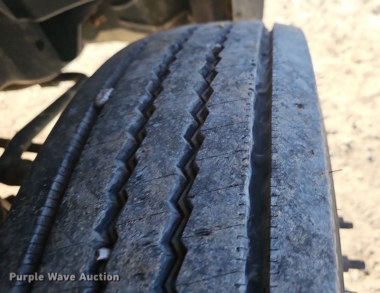 image for item NP9299 2008 Ford F550 Super Duty XLT  utility / service truck