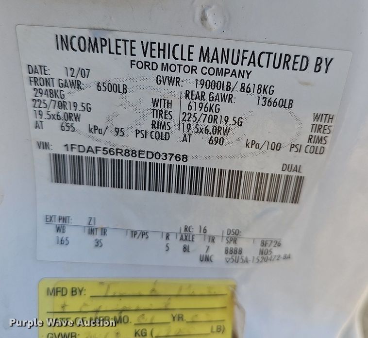 image for item NP9299 2008 Ford F550 Super Duty XLT  utility / service truck