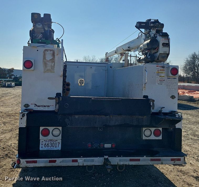 image for item NP9300 2014 Ford F550 Super Duty  utility / service truck