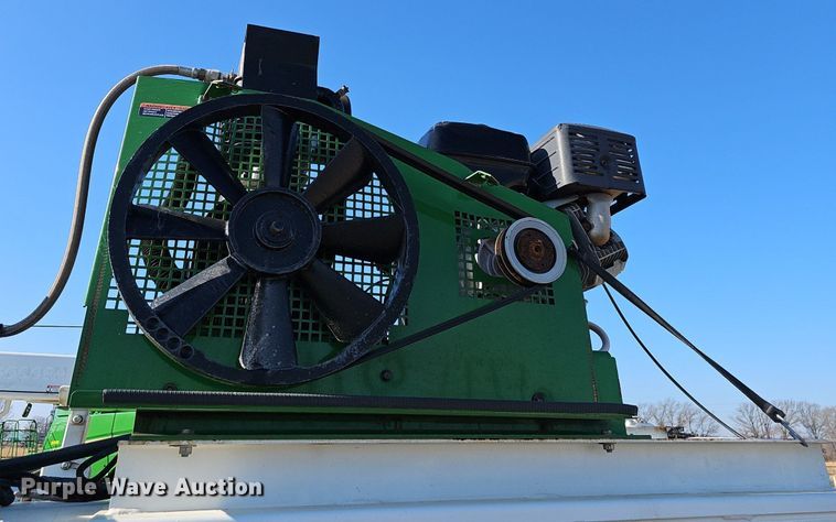 image for item NP9300 2014 Ford F550 Super Duty  utility / service truck