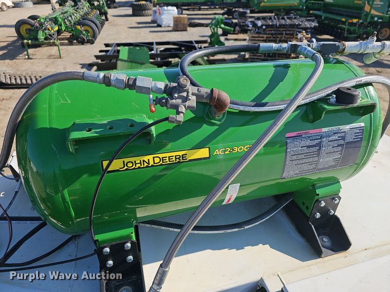 image for item NP9300 2014 Ford F550 Super Duty  utility / service truck