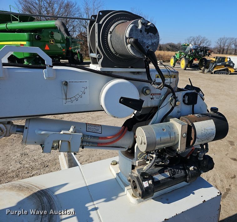 image for item NP9300 2014 Ford F550 Super Duty  utility / service truck