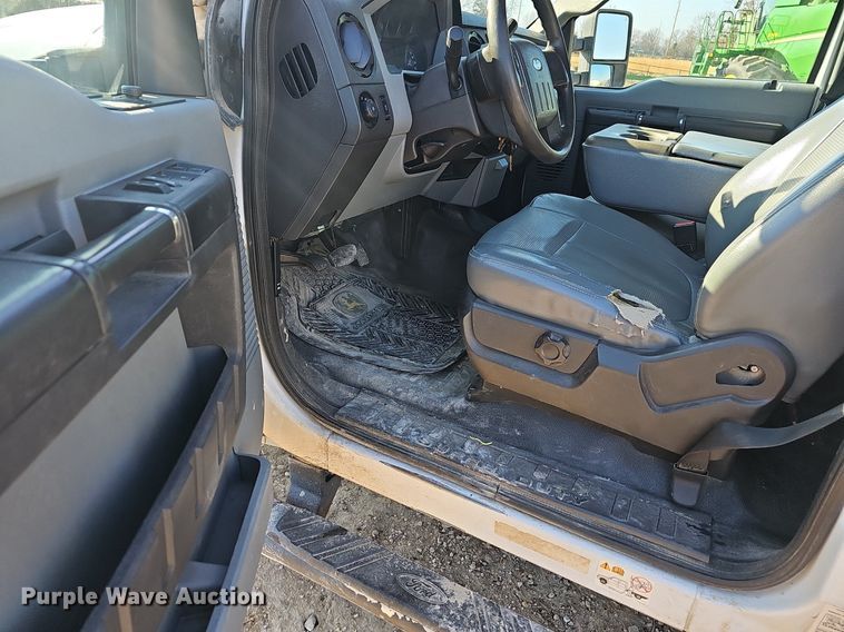 image for item NP9300 2014 Ford F550 Super Duty  utility / service truck