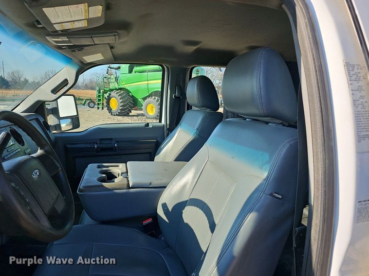 image for item NP9300 2014 Ford F550 Super Duty  utility / service truck