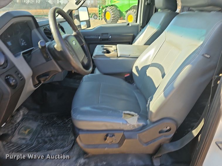 image for item NP9300 2014 Ford F550 Super Duty  utility / service truck