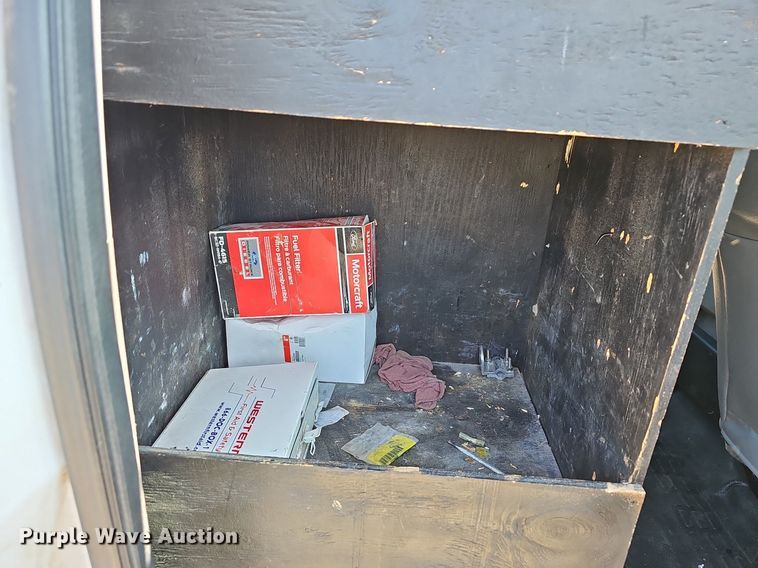 image for item NP9300 2014 Ford F550 Super Duty  utility / service truck