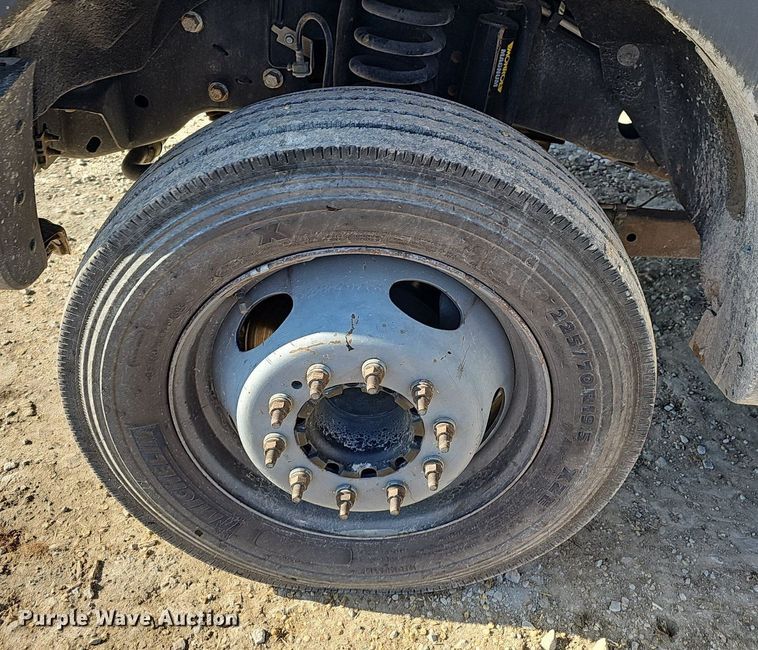 image for item NP9300 2014 Ford F550 Super Duty  utility / service truck