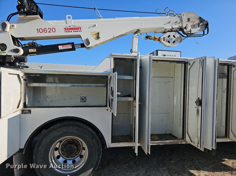 image for item NP9301 2007 International 9200i SBA utility / service truck