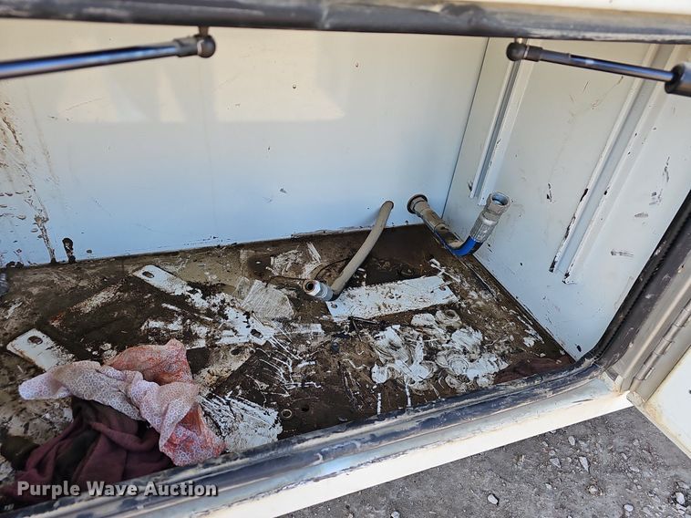 image for item NP9301 2007 International 9200i SBA utility / service truck