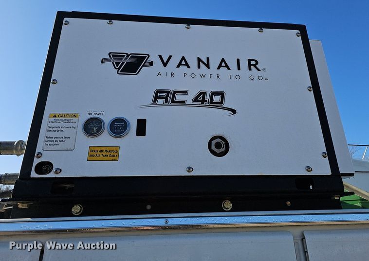 image for item NP9301 2007 International 9200i SBA utility / service truck