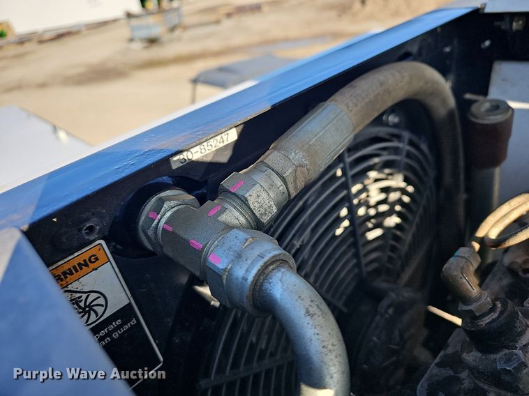 image for item NP9301 2007 International 9200i SBA utility / service truck