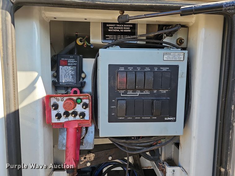 image for item NP9301 2007 International 9200i SBA utility / service truck