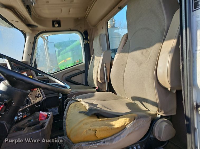 image for item NP9301 2007 International 9200i SBA utility / service truck