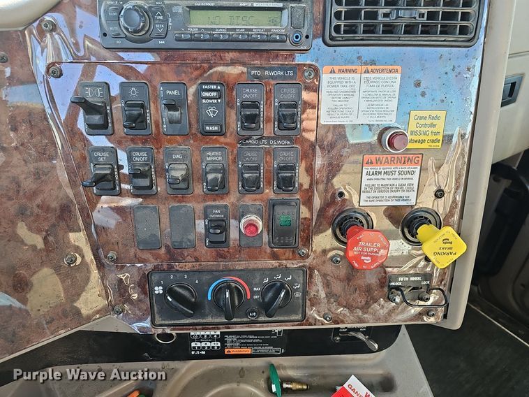 image for item NP9301 2007 International 9200i SBA utility / service truck