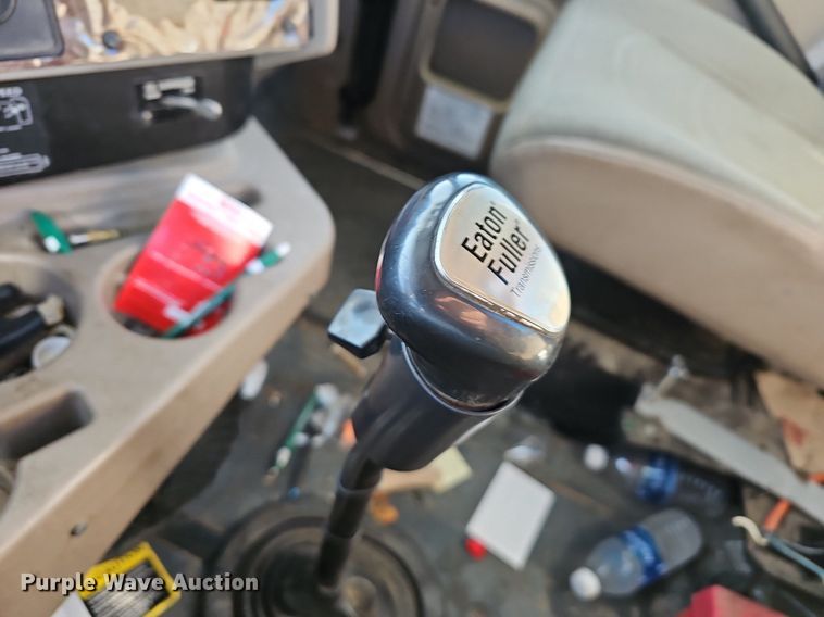 image for item NP9301 2007 International 9200i SBA utility / service truck