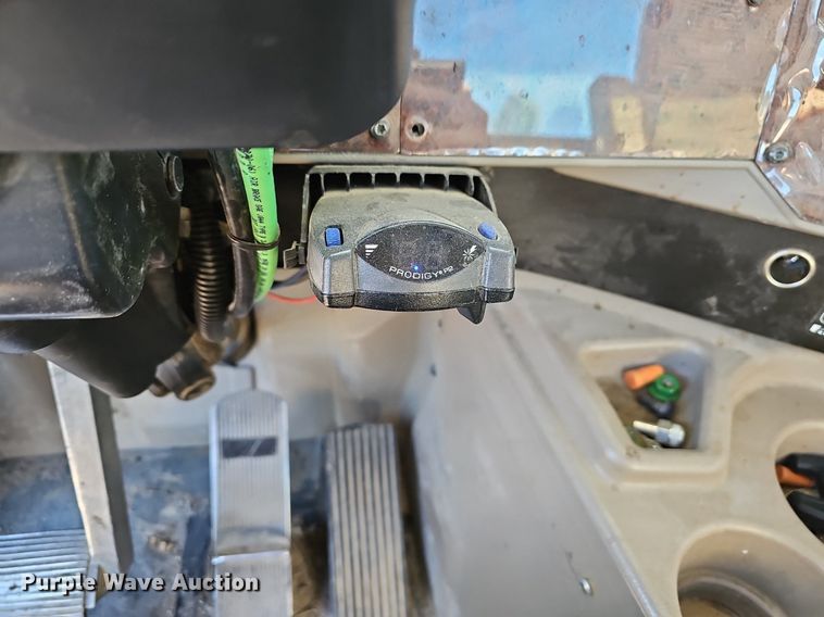 image for item NP9301 2007 International 9200i SBA utility / service truck