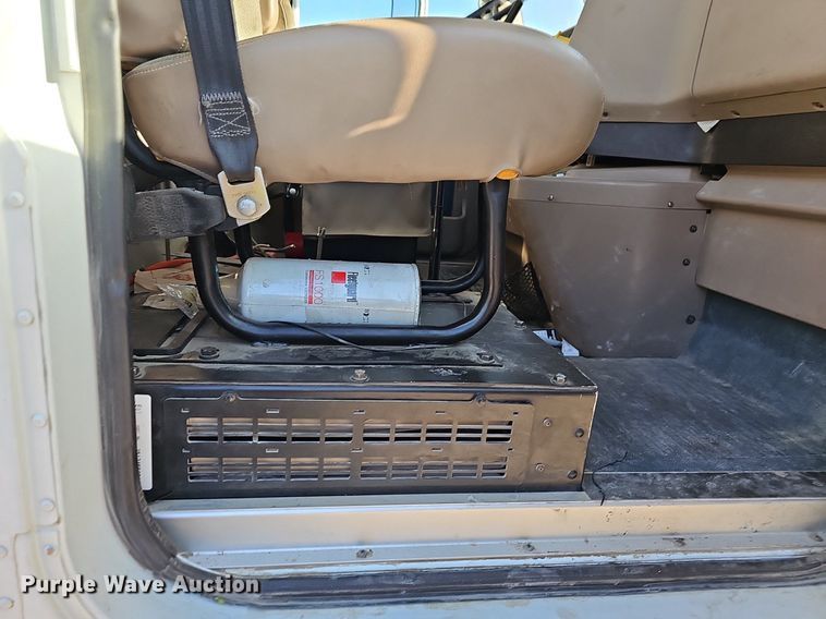 image for item NP9301 2007 International 9200i SBA utility / service truck