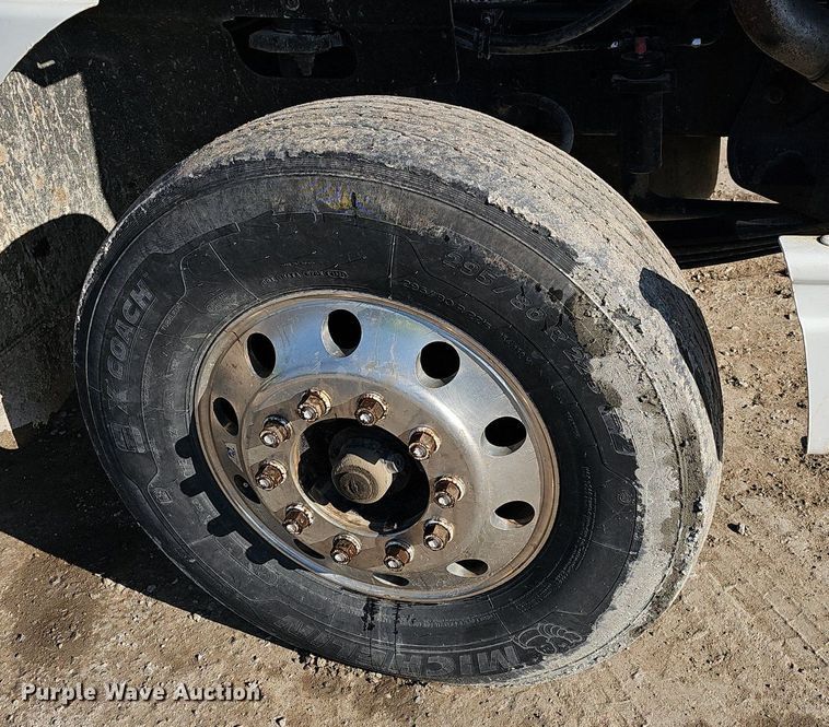 image for item NP9301 2007 International 9200i SBA utility / service truck