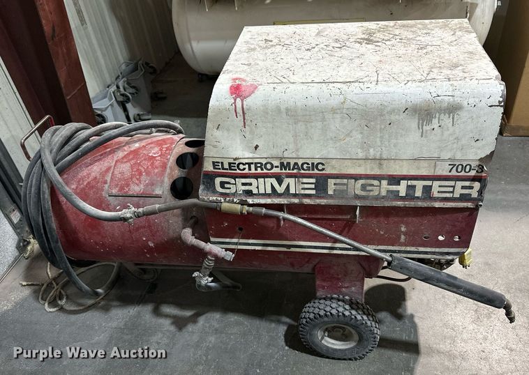 image for item NS9150 Electro-Magic Grime Fighter 700-3  pressure washer