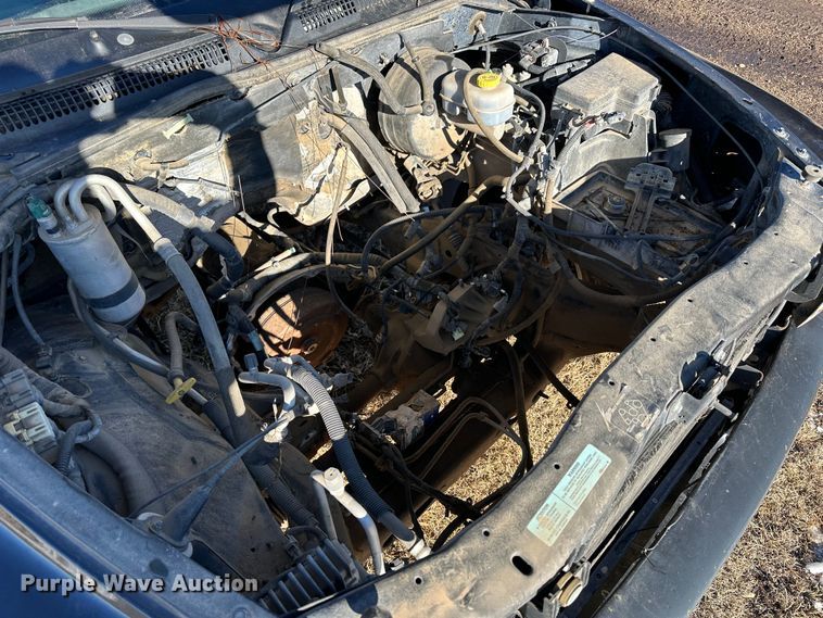 image for item NS9152 2000 Dodge Dakota  Quad Cab pickup truck